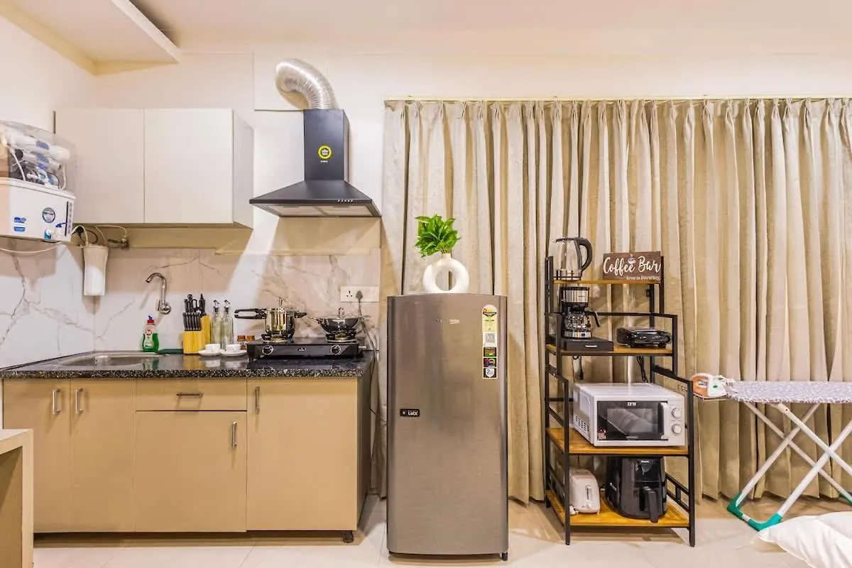 Penthouse With Jacuzzi Steam Bath &Foot Massage Lejlighed Gurgaon